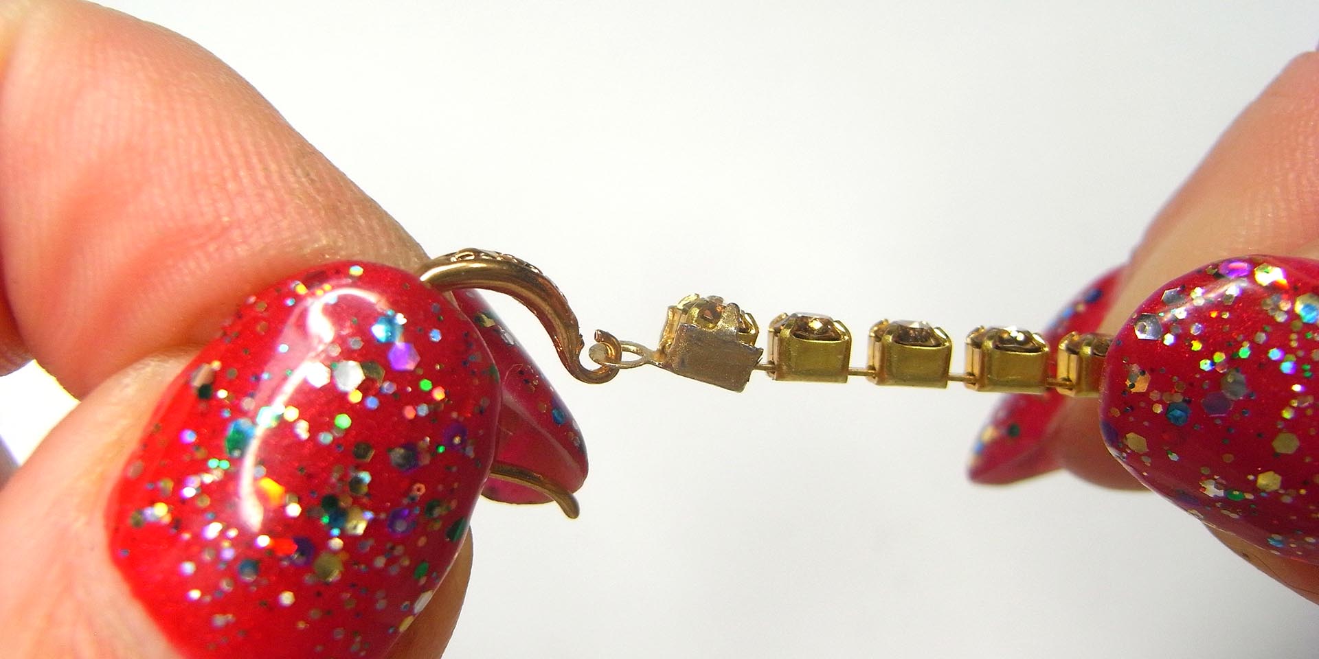 connect cup chain to earring wire connect cup chain to earring wire