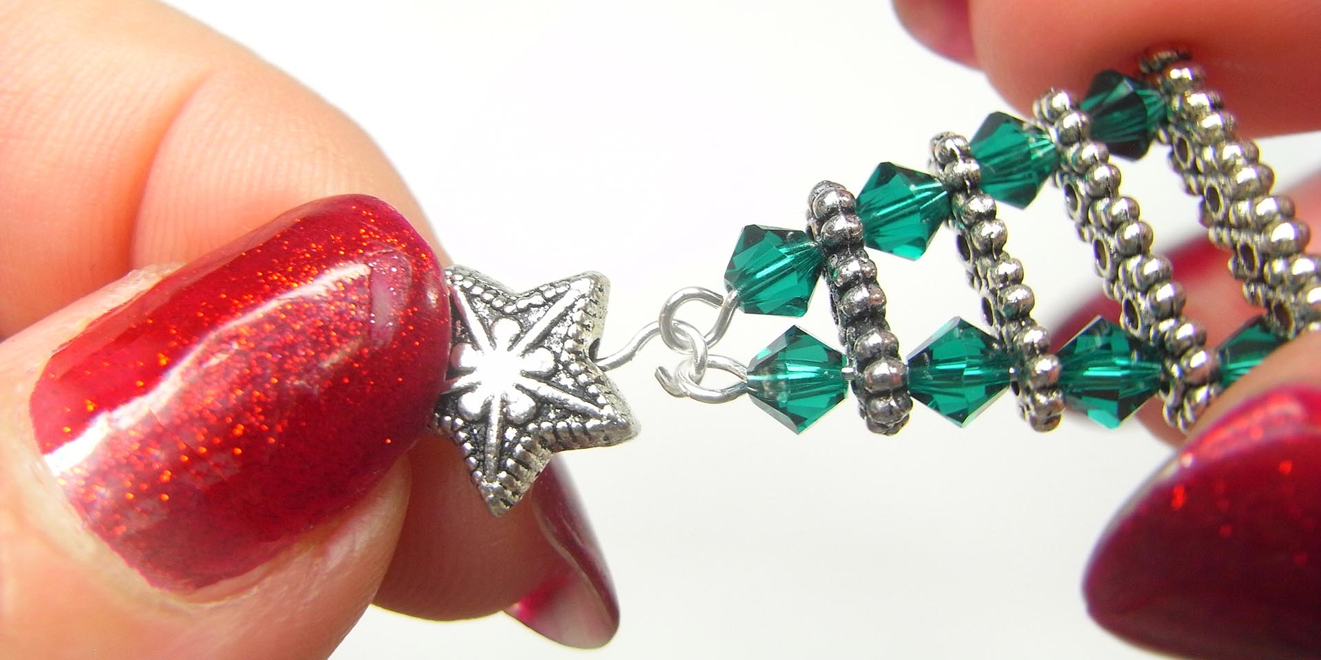 connect bow and chains together connect bow and chains together