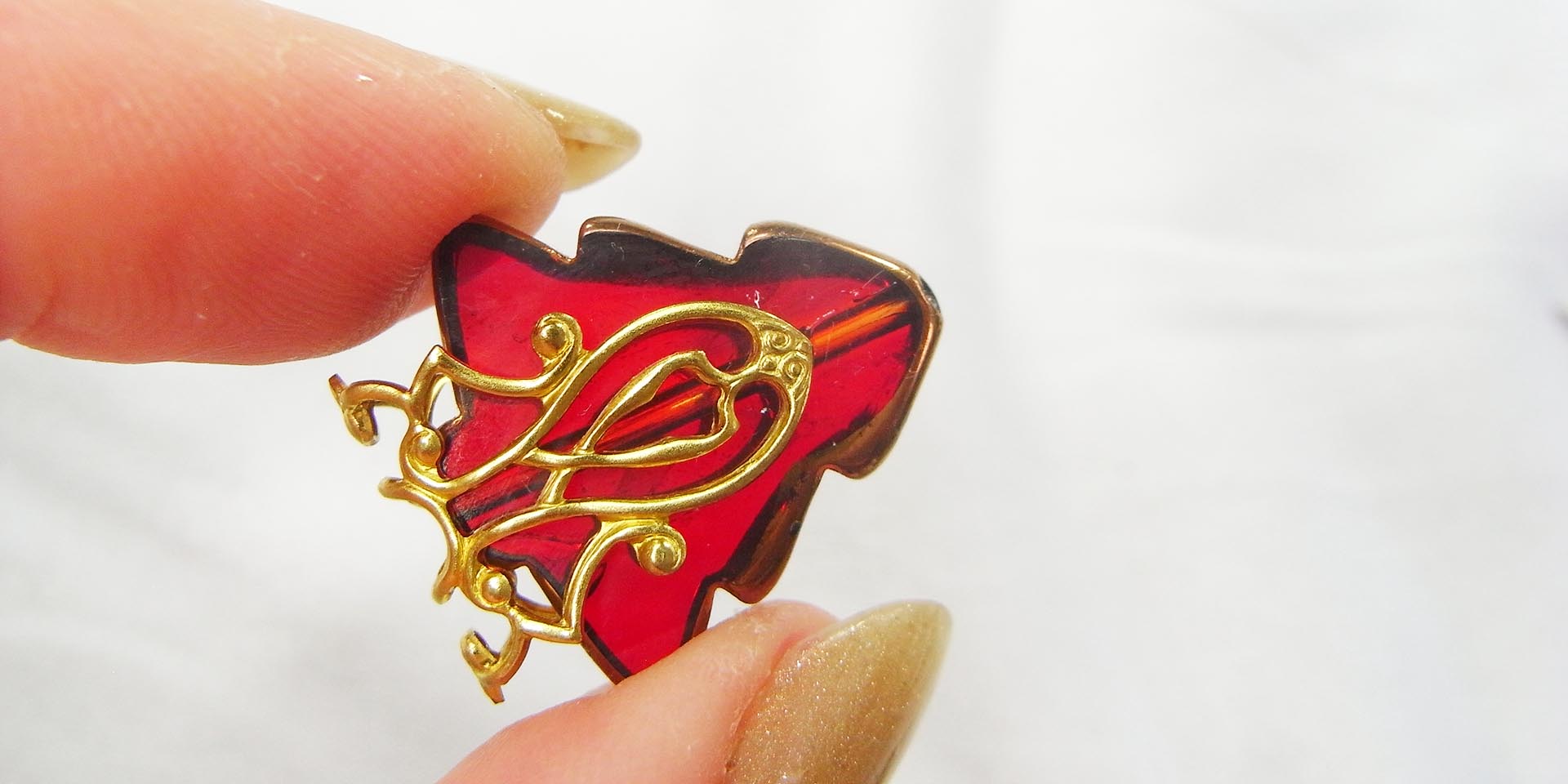 create a wire wrapped loop